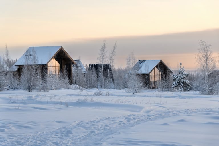Интерьер Реализация эко-комплекса «Naraada Village» — реализованный проект REDI